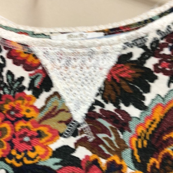 Miss Me‎ Floral Long Sleeve Sparkle Lightweight Top Women’s Sz Medium - Picture 5 of 10
